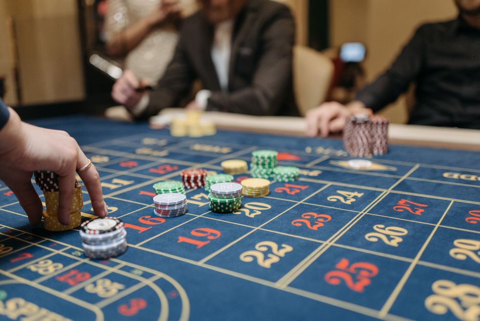 The House Always Wins? How Smart Players Actually Beat the Odds