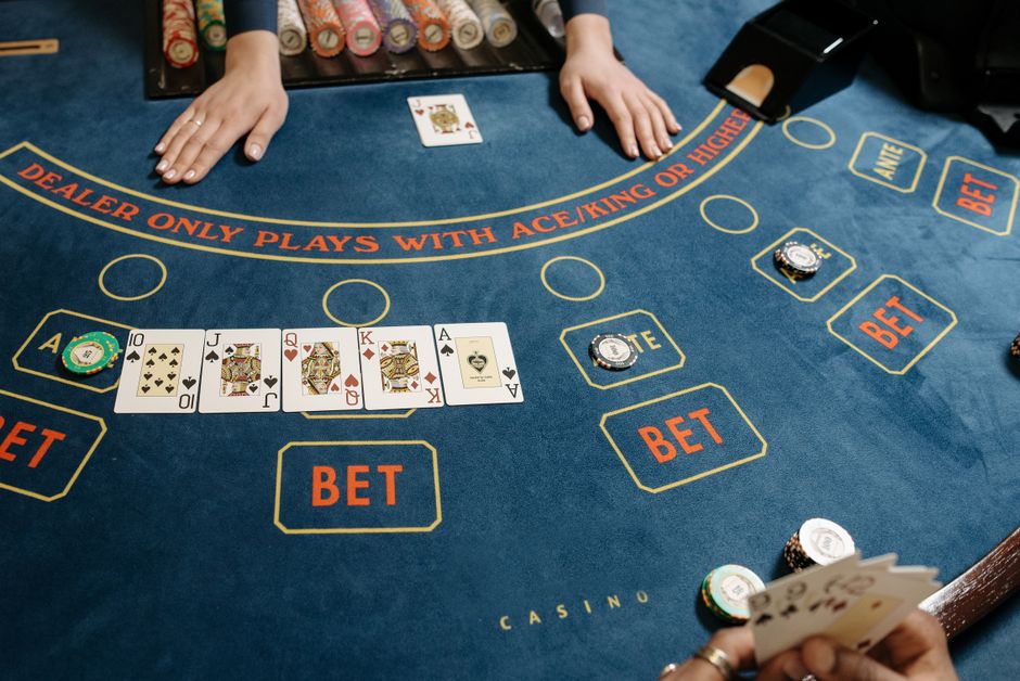 The House Always Wins? Why Smart Players Still Love iGaming