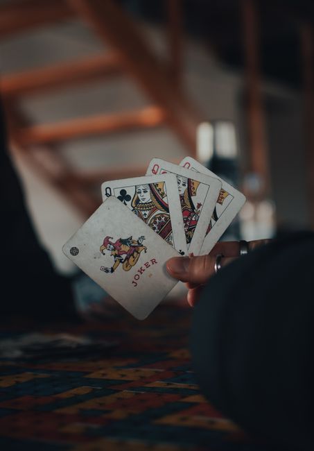 The Real Difference Between Slots, Poker and Sports Betting
